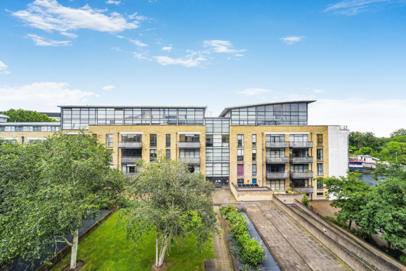 1 bedroom apartments/flats to sale in Ferry Lane, Brentford-image 13