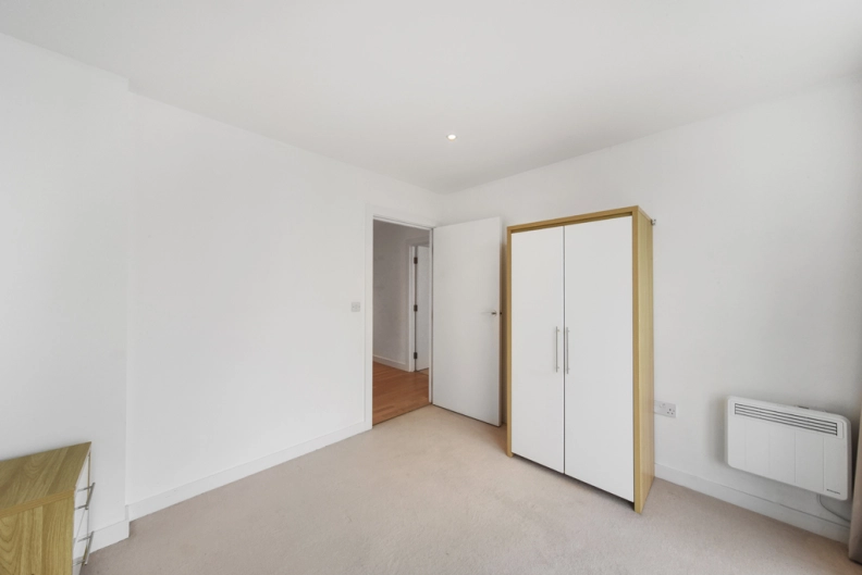 2 bedrooms apartments/flats to sale in Pump House Crescent, Brentford-image 18