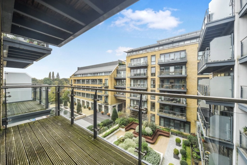 2 bedrooms apartments/flats to sale in Kew Bridge Road, Brentford-image 15