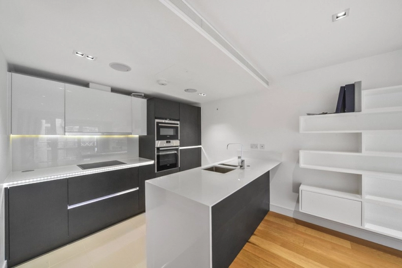 2 bedrooms apartments/flats to sale in Kew Bridge Road, Brentford-image 3