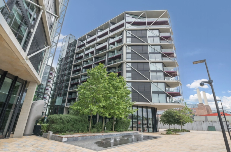 2 bedrooms apartments/flats to sale in Riverlight Quay, Nine Elms-image 1