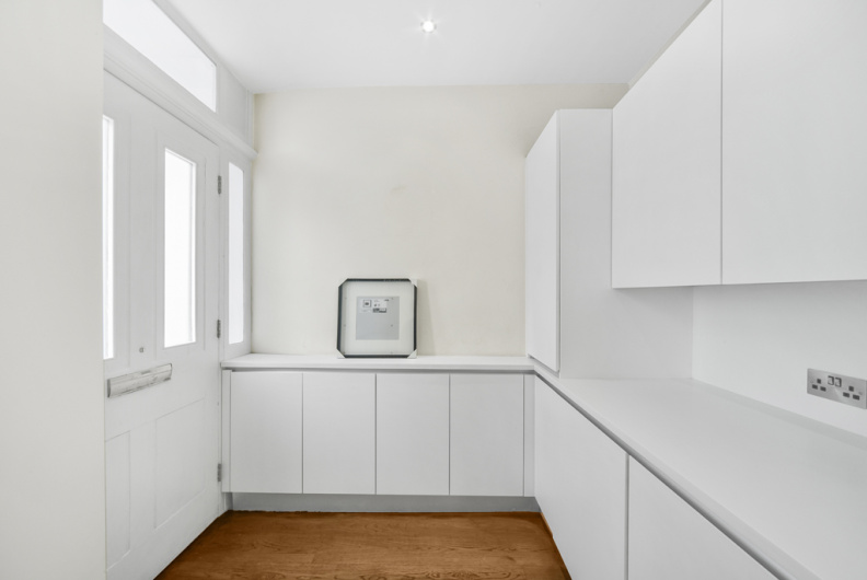 2 bedrooms apartments/flats to sale in Harcourt Terrace, Earl's Court-image 13