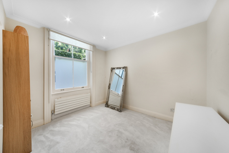 2 bedrooms apartments/flats to sale in Harcourt Terrace, Earl's Court-image 5