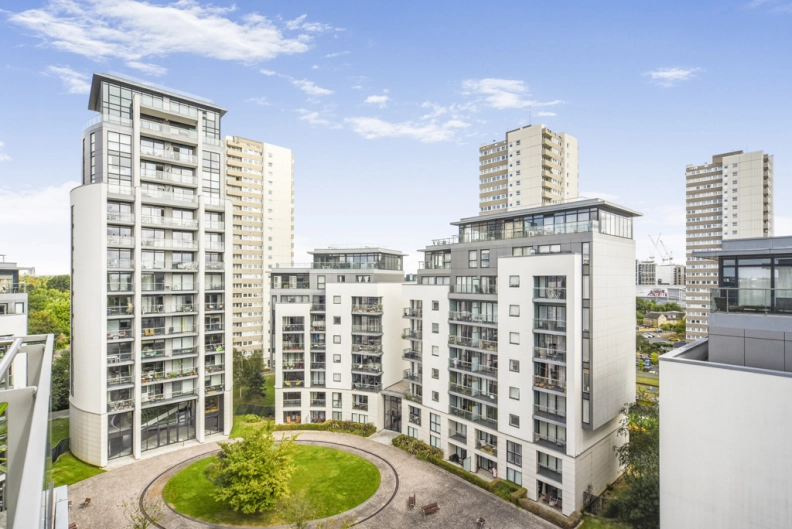 1 bedroom apartments/flats to sale in Pump House Crescent, Brentford-image 14