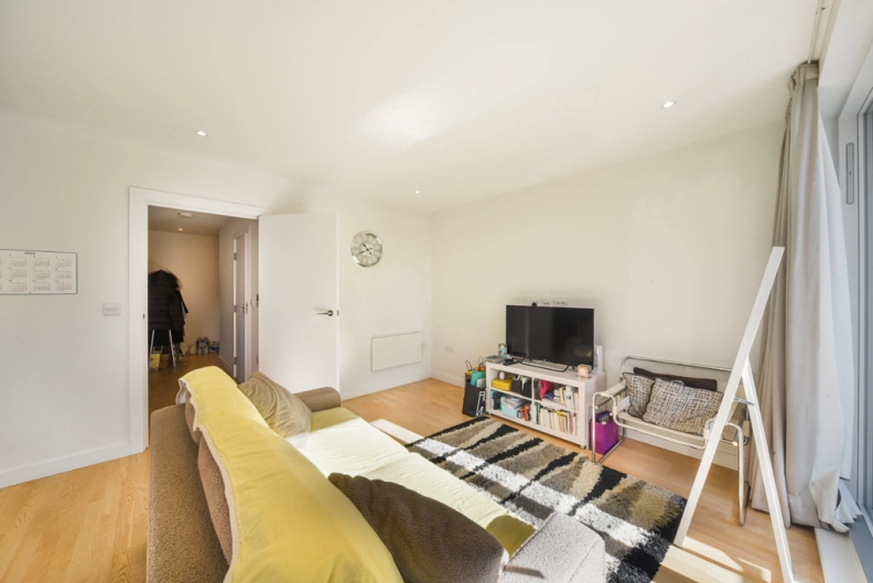 1 bedroom apartments/flats to sale in Pump House Crescent, Brentford-image 10