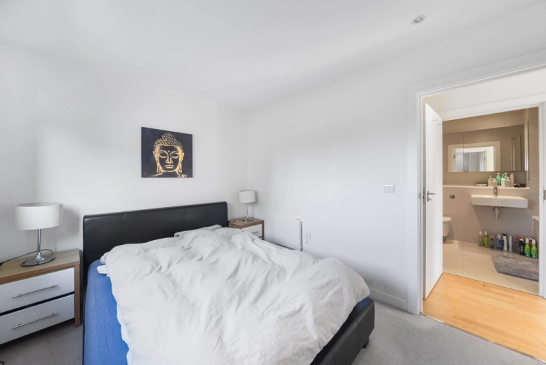 1 bedroom apartments/flats to sale in Pump House Crescent, Brentford-image 12