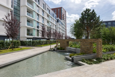 Hebden Place, Nine Elms SW8 image 1