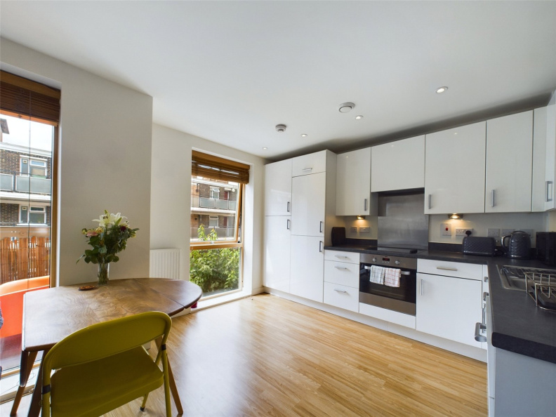 1 bedroom apartments/flats to sale in Latchmere Street, Battersea-image 9