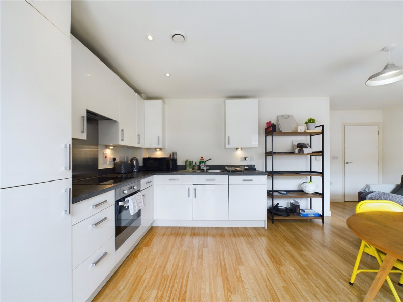 1 bedroom apartments/flats to sale in Latchmere Street, Battersea-image 10