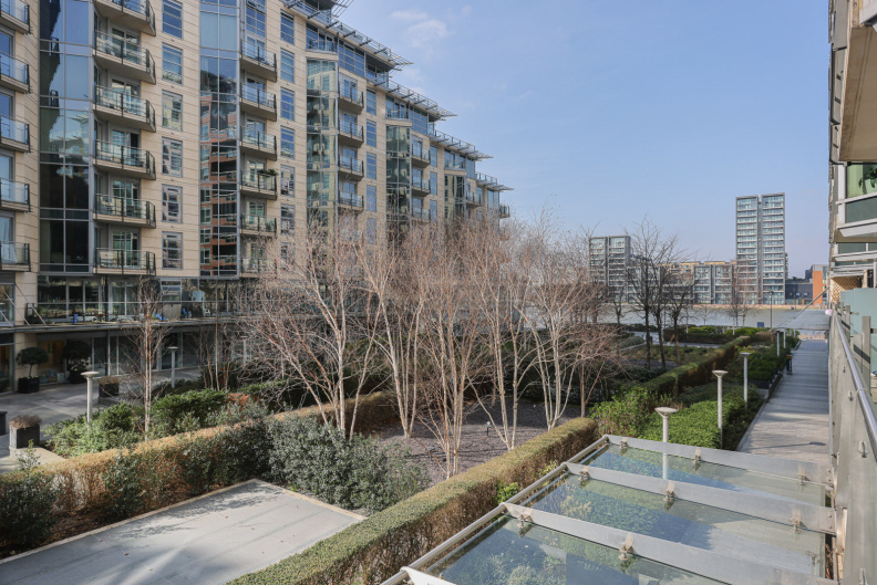 1 bedroom apartments/flats to sale in Juniper Drive, Wandsworth-image 12