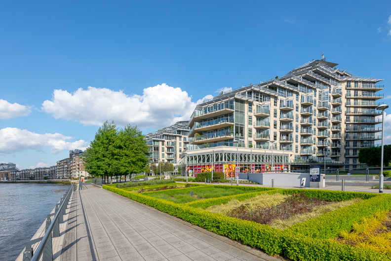 1 bedroom apartments/flats to sale in Juniper Drive, Wandsworth-image 14