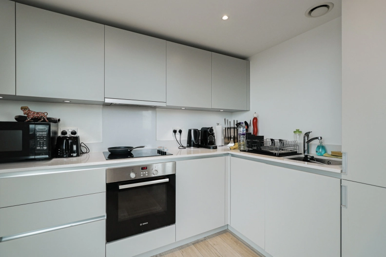 1 bedroom apartments/flats to sale in Saffron Central Square, Croydon-image 10