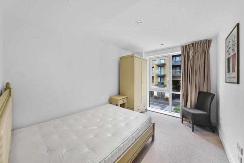 2 bedrooms apartments/flats to sale in Kew Bridge Road, Brentford-image 10