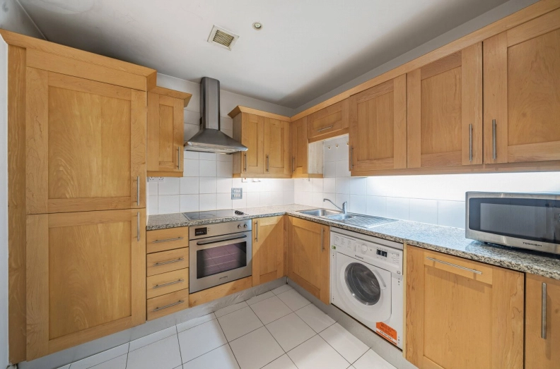 1 bedroom apartments/flats to sale in Belvedere Road, Waterloo-image 15