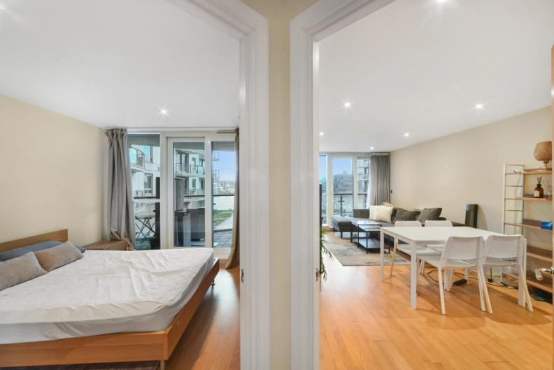 1 bedroom apartments/flats to sale in St. George Wharf, Vauxhall-image 13