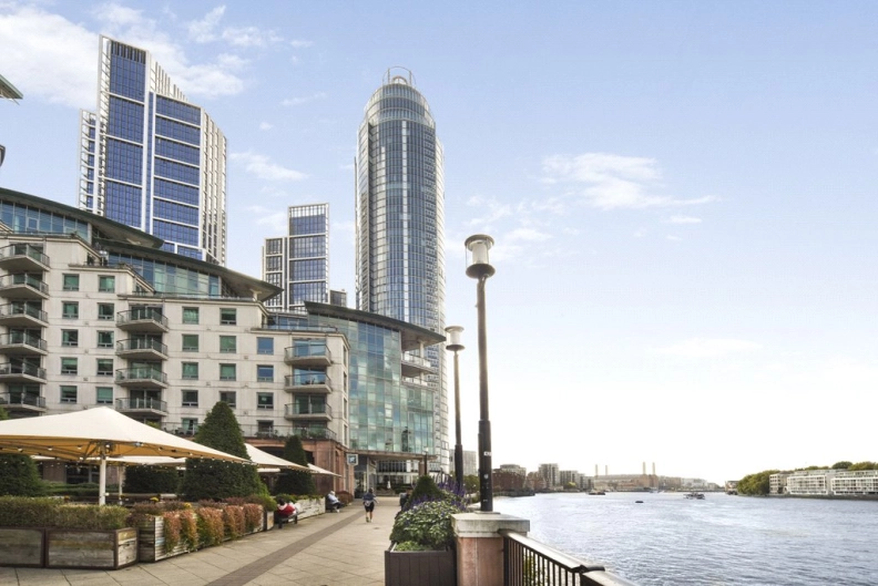 1 bedroom apartments/flats to sale in St. George Wharf, Vauxhall-image 1