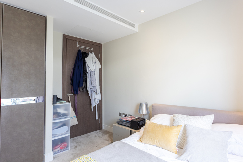 2 bedrooms apartments/flats to sale in Parr's Way, Hammersmith-image 15