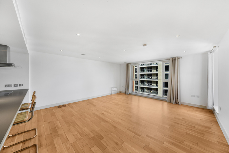 3 bedrooms apartments/flats to sale in Lensbury Avenue, Fulham-image 1