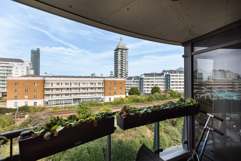 2 bedrooms apartments/flats to sale in Townmead Road, Imperial Wharf-image 16