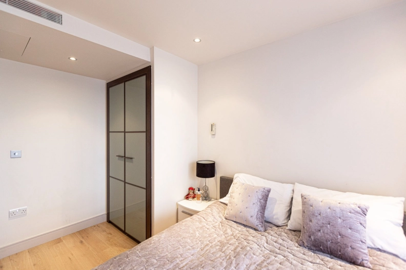 2 bedrooms apartments/flats to sale in Townmead Road, Imperial Wharf-image 15