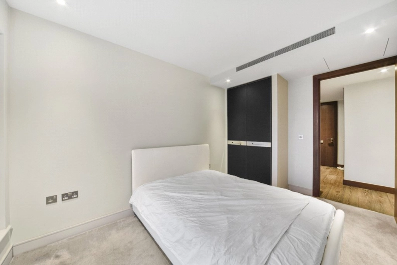 2 bedrooms apartments/flats to sale in Regatta Lane, Hammersmith-image 13