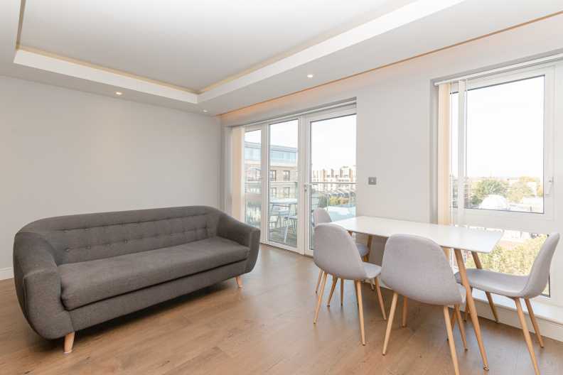 2 bedrooms apartments/flats to sale in Parr's Way, Fulham Reach-image 8