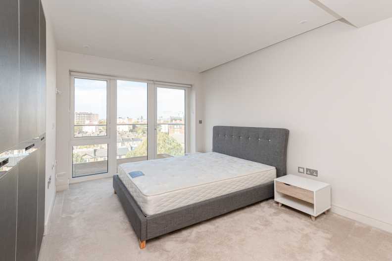 2 bedrooms apartments/flats to sale in Parr's Way, Fulham Reach-image 4