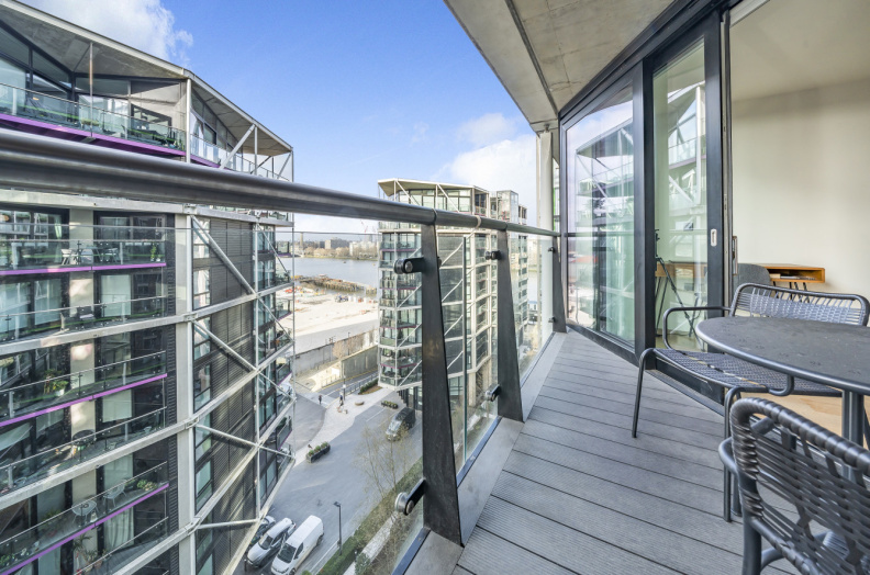 2 bedrooms apartments/flats to sale in Riverlight Quay, Nine Elms-image 2