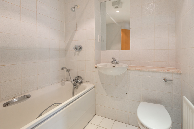 1 bedroom apartments/flats to sale in Manbre Road, Hammersmith-image 6