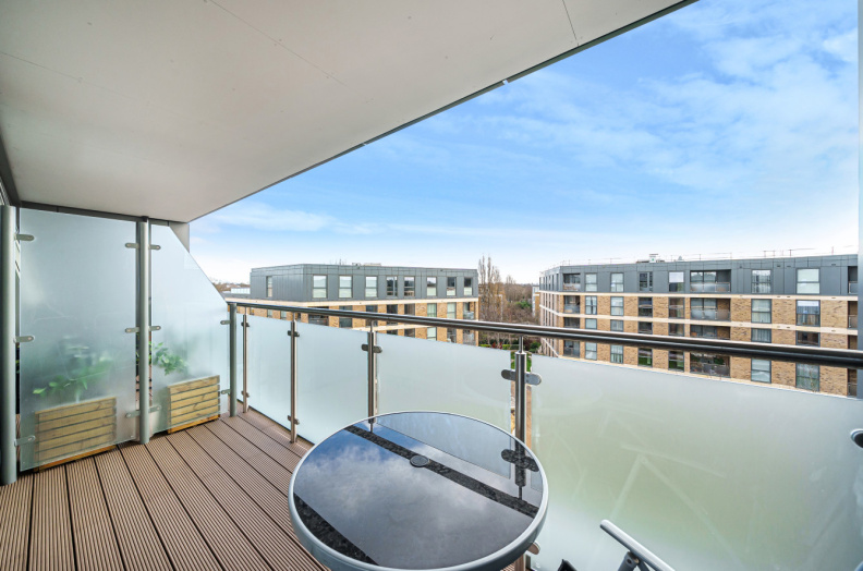 2 bedrooms apartments/flats to sale in Levett Square, Richmond-image 8