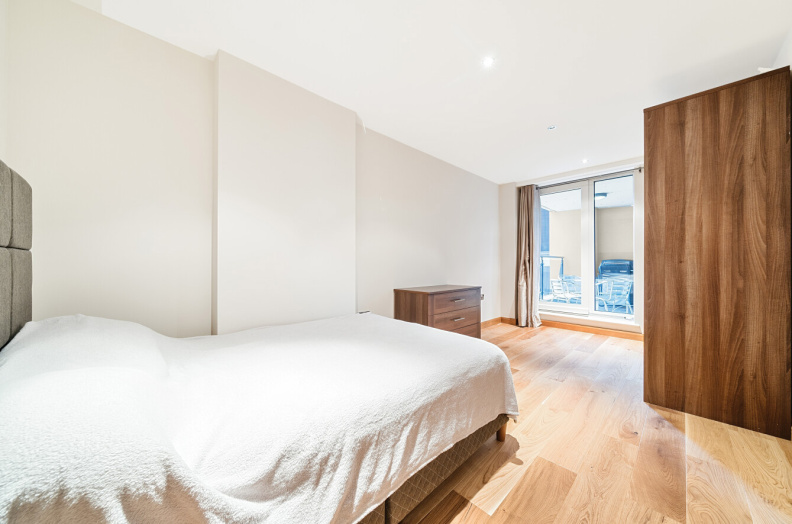 2 bedrooms apartments/flats to sale in The Boulevard, Fulham-image 5