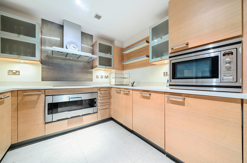 2 bedrooms apartments/flats to sale in The Boulevard, Fulham-image 3