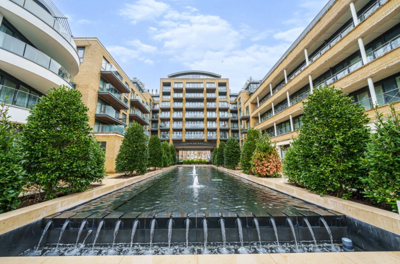 2 bedrooms apartments/flats to sale in Kew Bridge Road, Brentford-image 9