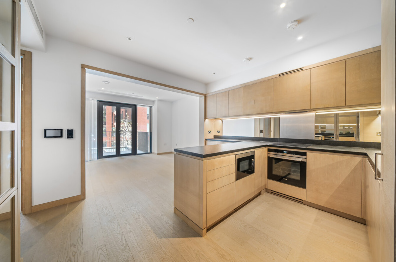 2 bedrooms apartments/flats to sale in Viaduct Gardens, Nine Elms-image 3