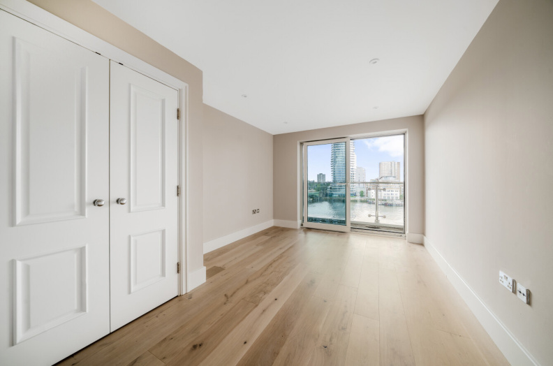 3 bedrooms apartments/flats to sale in The Boulevard, Imperial Wharf-image 17