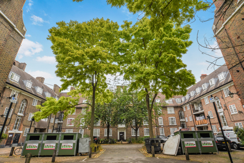 1 bedroom apartments/flats to sale in Riverside Gardens, Hammersmith-image 8