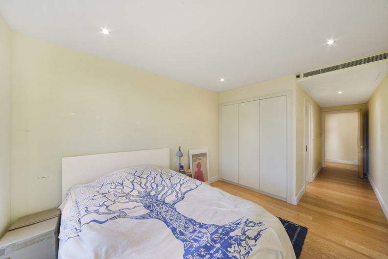 2 bedrooms apartments/flats to sale in Lensbury Avenue, Fulham-image 4