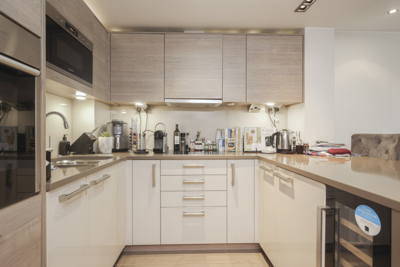 1 bedroom apartments/flats to sale in Park Street, Fulham-image 4