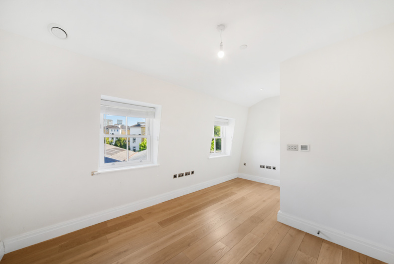 5 bedrooms houses to sale in Heathcote Gate, Hurlingham-image 13