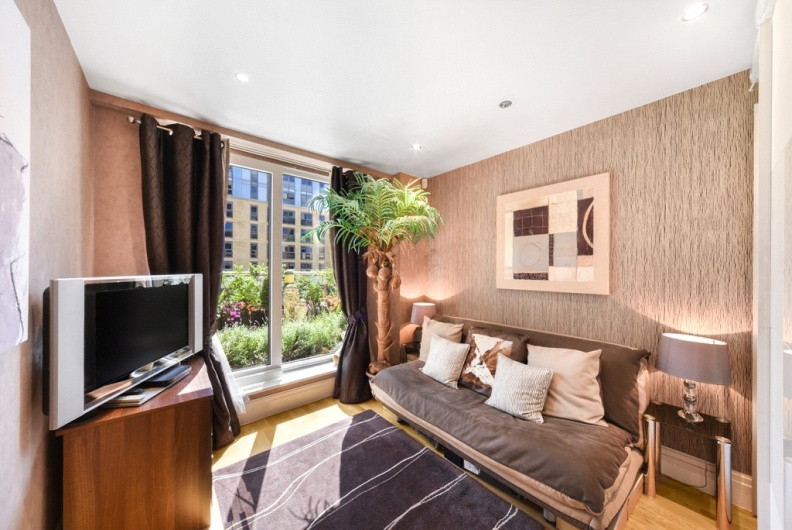 2 bedrooms apartments/flats to sale in The Boulevard, Imperial Wharf-image 6