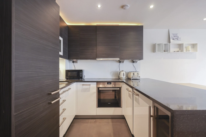 1 bedroom apartments/flats to sale in Townmead Road, Fulham-image 4