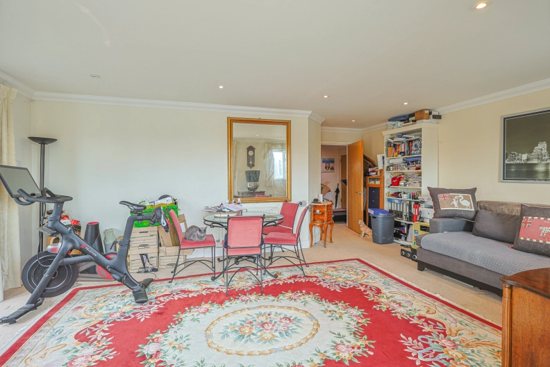 2 bedrooms apartments/flats to sale in Carnwath Road, London-image 11