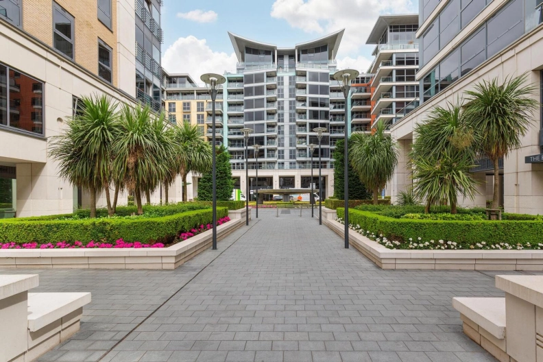 3 bedrooms apartments/flats to sale in Lensbury Avenue, Imperial Wharf-image 8