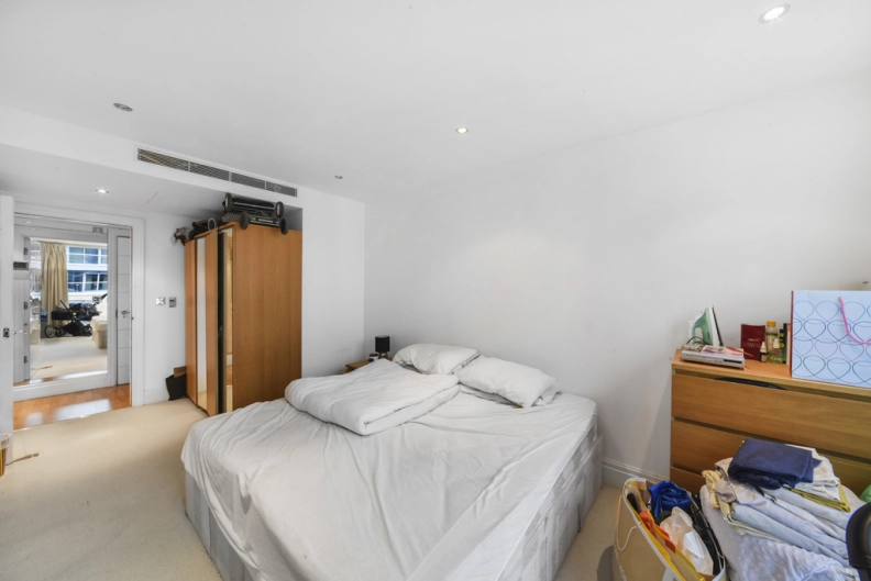 2 bedrooms apartments/flats to sale in The Boulevard, Imperial Wharf-image 12