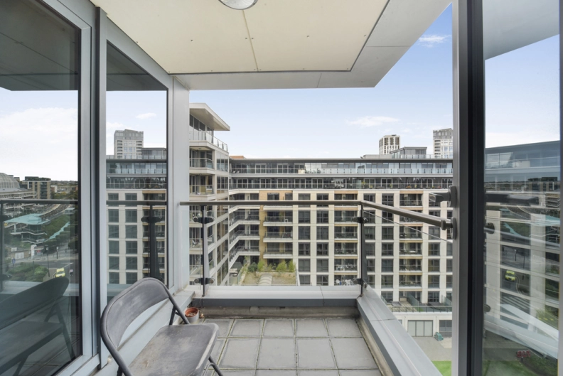 2 bedrooms apartments/flats to sale in The Boulevard, Imperial Wharf-image 7