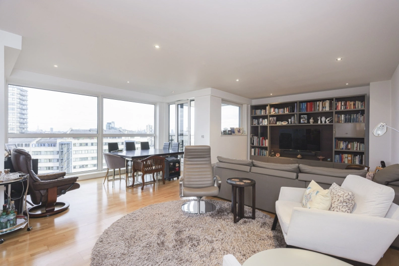 3 bedrooms apartments/flats to sale in The Boulevard, Imperial Wharf-image 10