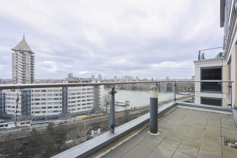 3 bedrooms apartments/flats to sale in The Boulevard, Imperial Wharf-image 7