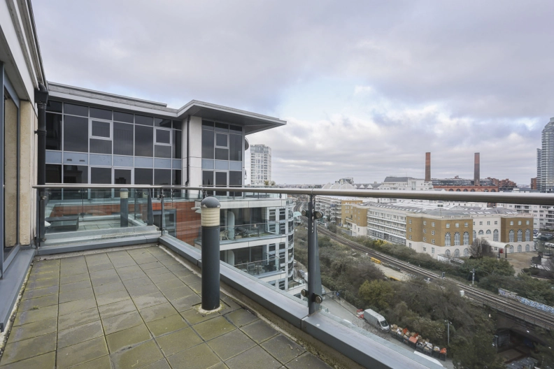 3 bedrooms apartments/flats to sale in The Boulevard, Imperial Wharf-image 18