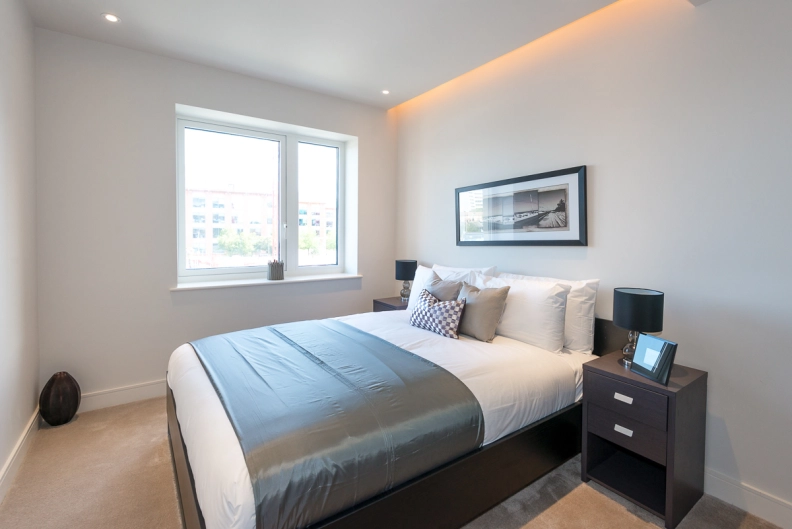 1 bedroom apartments/flats to sale in Parr's Way, Hammersmith-image 5