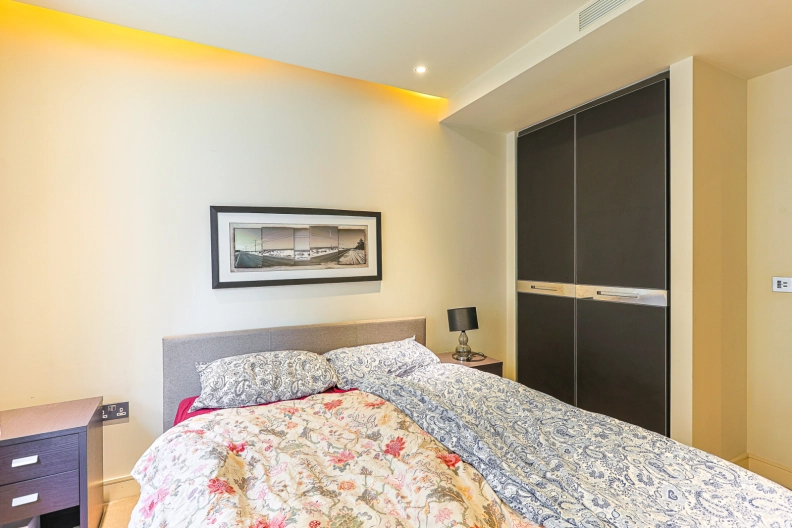 1 bedroom apartments/flats to sale in Parr's Way, Hammersmith-image 10